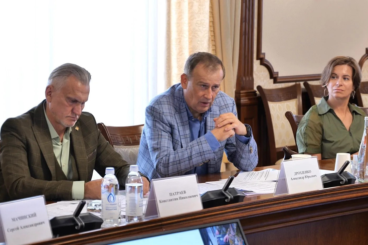 Александр Дрозденко дал поручение развивать Ассоциацию ветеранов СВО Ленобласти