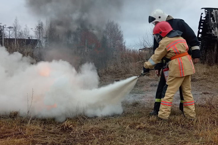 Не просто игра в спасателей: как в Ленобласти работает «Академия Юных пожарных»