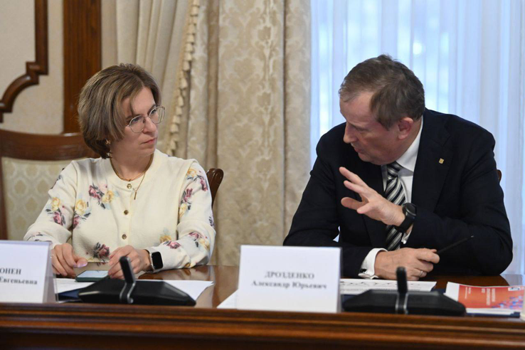 Ленобласть создаёт систему поддержки благотворителей